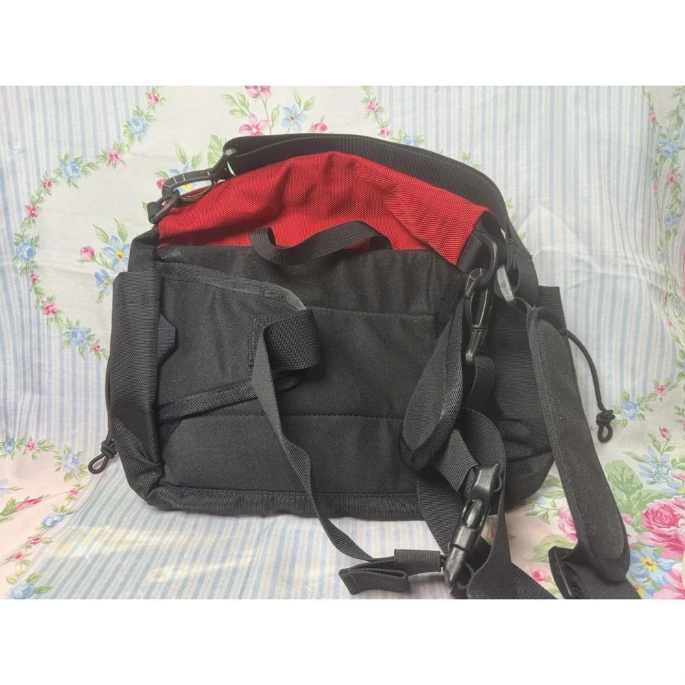 SwissGear Red Black Waist Bag Fanny Pack Sling‎ Crossbody Travel 11x16
